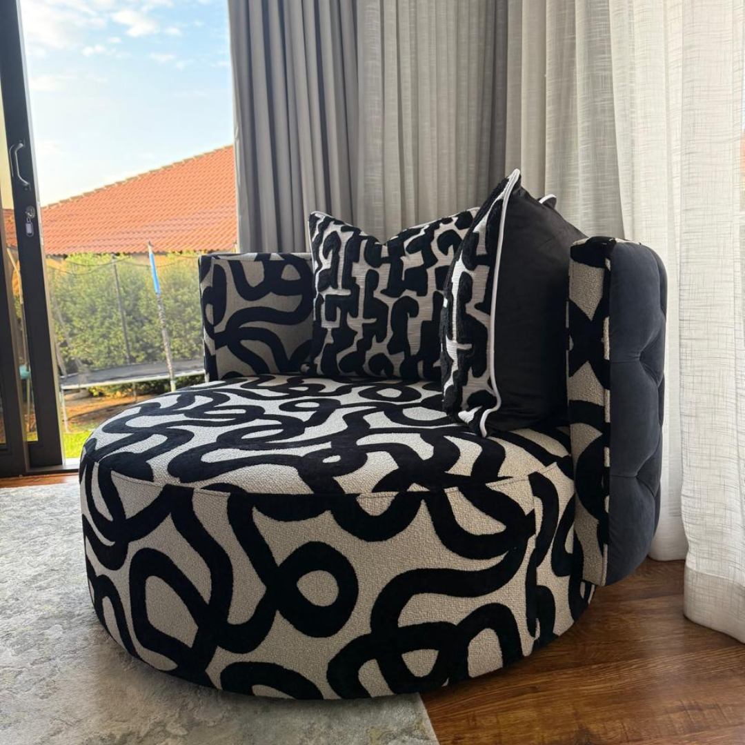 Mbali Cuddle Couch